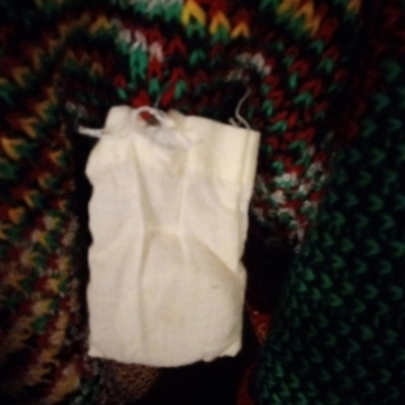 Musical-Lights Holiday Sweater Penguin & Tree plays Jingle Bells (instrumental)M - Picture 9 of 10